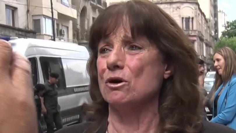 Vilma Ripoll esperó llorando a Javier Milei en la puerta del Congreso: el motivo de su llanto