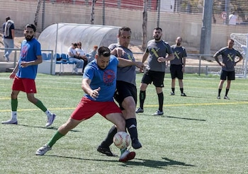 Partido de fútbol Guardia Civil contra Gitanos