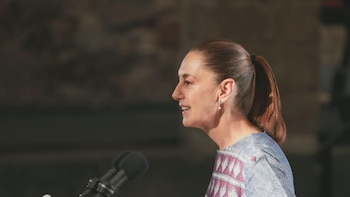 Sheinbaum niega estar “entre la espada y la pared” por señalamientos de EEUU contra Rocha Moya
