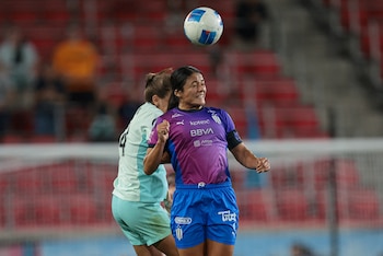 En su paso por la Liga MX Femenil se consagró como una defensora inquebrantable. (Crédito: Vincent Carchietta-Imagn Images)