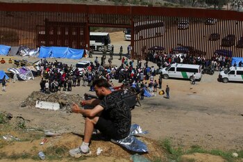 Migrantes colombianos en la forntero
