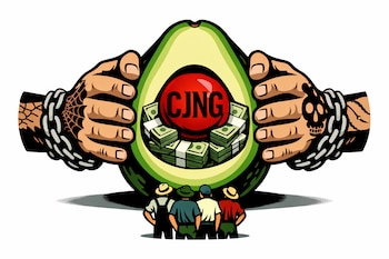 Aguacate partido que contiene el logo del CJNG y billetes, sujeto por manos con tatuajes y cadenas. Cuatro agricultores observan la escena.