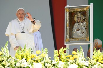 El papa estuvo durante tres