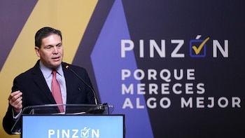 Juan Carlos Pinzón pidió desclasificar