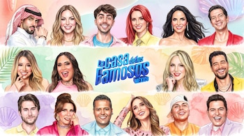 Ilustración digital de quince personas sonrientes en formato retrato, dispuestas en tres hileras. En el centro, el logo La Casa de los Famosos México. Fondos pastel con motivos marinos.