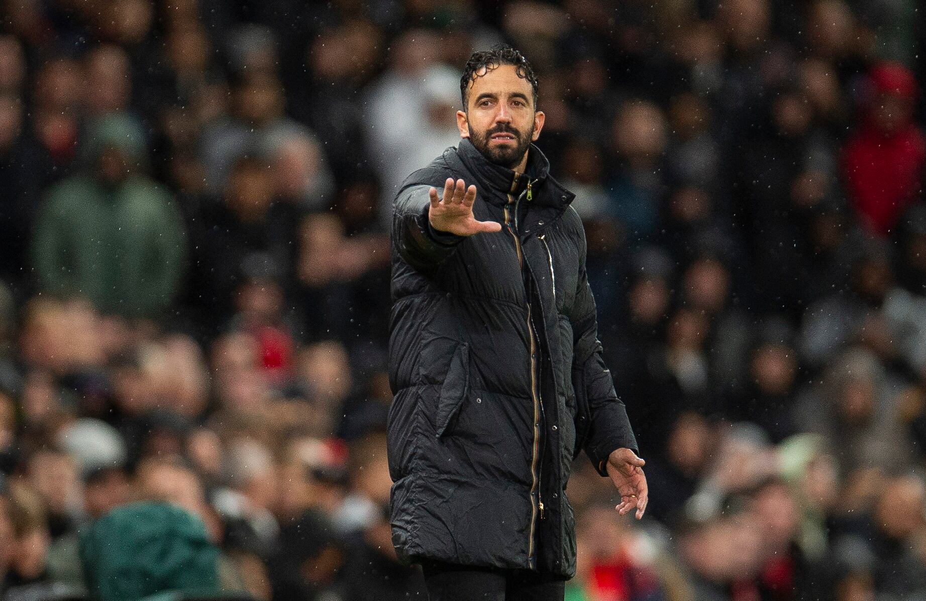 El Manchester United defiende la política de gasto con Amorim