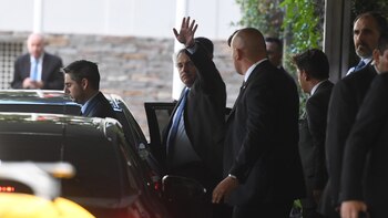 Alberto Fernández, al salir del