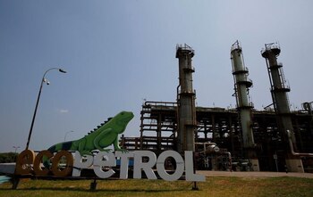 Foto de archivo. Vista de la refinería de petróleo Ecopetrol en Barrancabermeja, Colombia, 1 de marzo, 2017. REUTERS/Jaime Saldarriaga