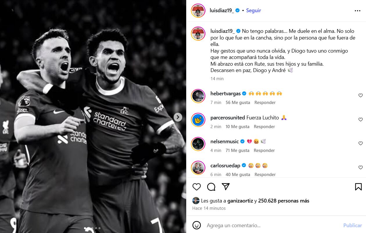 El delantero de la selección Colombia reaccionó a la muerte de su amigo y compañero en Liverpool - crédito @luisdiaz19 / Instagram
