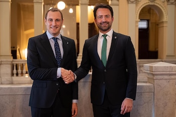 15/03/2025 El diputado del Grupo Mixto-Foro, Adrián Pumares, y el portavoz parlamentario y presidente del PP de Asturias, Álvaro Queipo, en la Junta General del Principado
POLITICA ESPAÑA EUROPA ASTURIAS AUTONOMÍAS
PP DE ASTURIAS