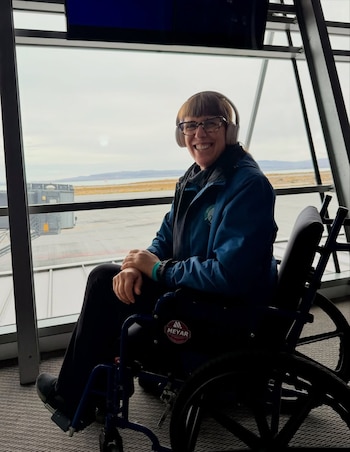 Valeria Schapira en el aeropuerto