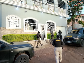 Las pesquisas abarcan delitos de tráfico de drogas, almacenamiento de armas, asesinatos y secuestros.
