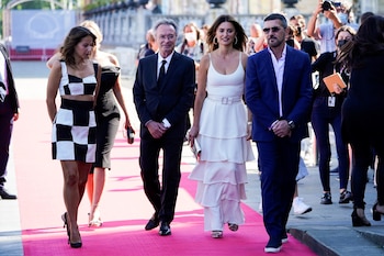 Irene Escolar, Oscar Martinez, Penelope Cruz y Antonio Banderasen la premiere de "Competencia Oficial" durante el Festival de San Sebastian de 2021 (REUTERS/Vincent West)