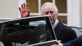 Carlos III agradece "de todo