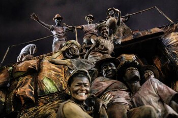 Bailarines de la escuela de