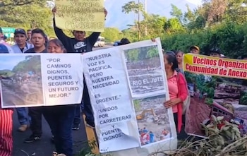 Los bloqueos en Guatemala interrumpieron rutas principales este 7 de septiembre en la segunda semana de protestas por el alza de los combustibles y la canasta básica.