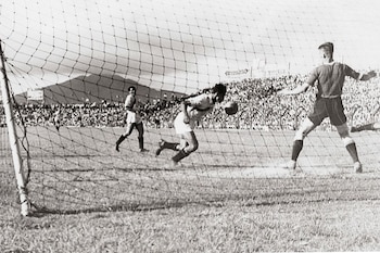 Jorge Alcalde marca el primer