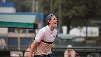 Luciano Ambrogi ganó el duelo argentino en Tucumán y jugará su primera final en el ATP Challenger