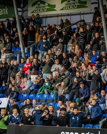 Hinchas del Vendyssel FF en