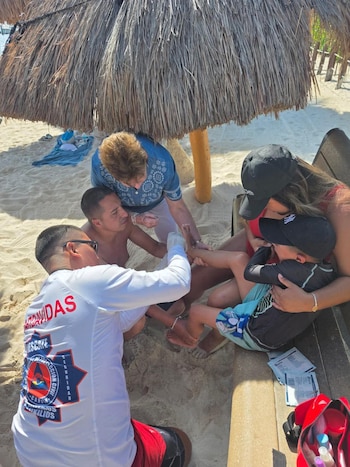 El menor fue atendido por