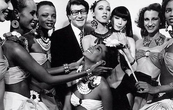 Yves Saint Laurent - 90 años