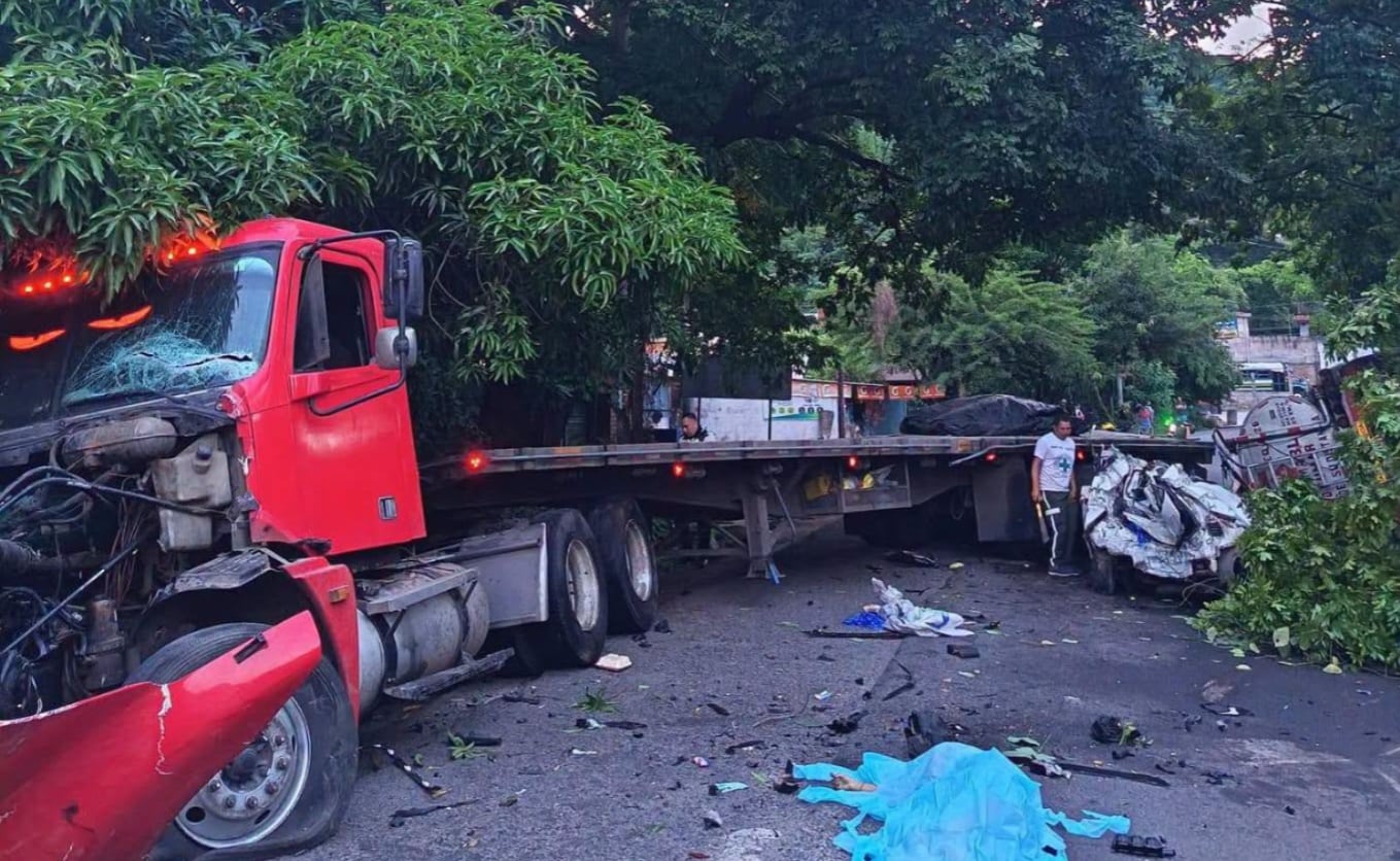 Ola de accidentes cobra la vida de tres salvadoreños y deja múltiples lesionados