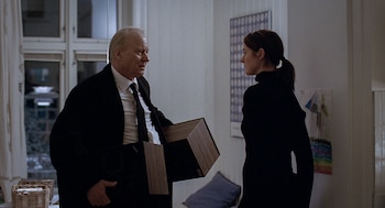 Stellan Skarsgaard y Renate Reinsve