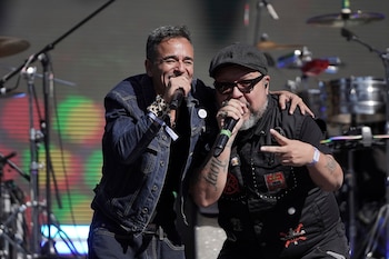 Tony Hernández de la banda