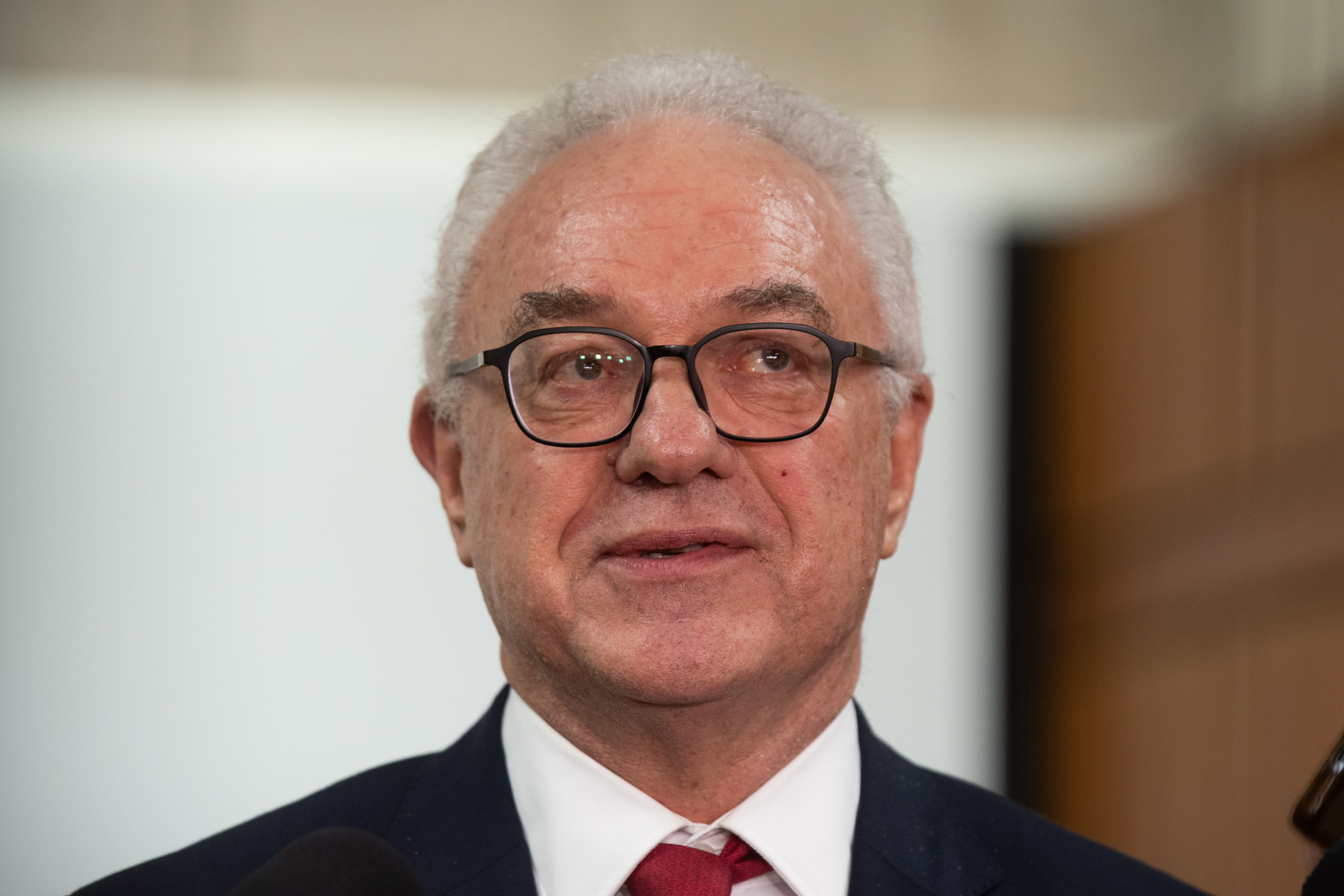 El canciller de Uruguay, Mario Lubetkin, habla con medios de comunicación (EFE/ Sofía Torres/Archivo)