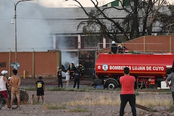 Los bomberos de Luján de