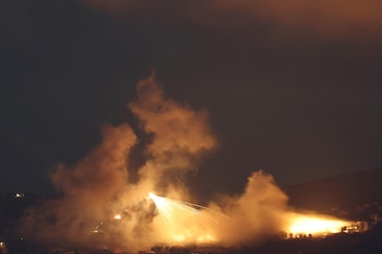 Proyectiles de artillería israelíes alcanzan