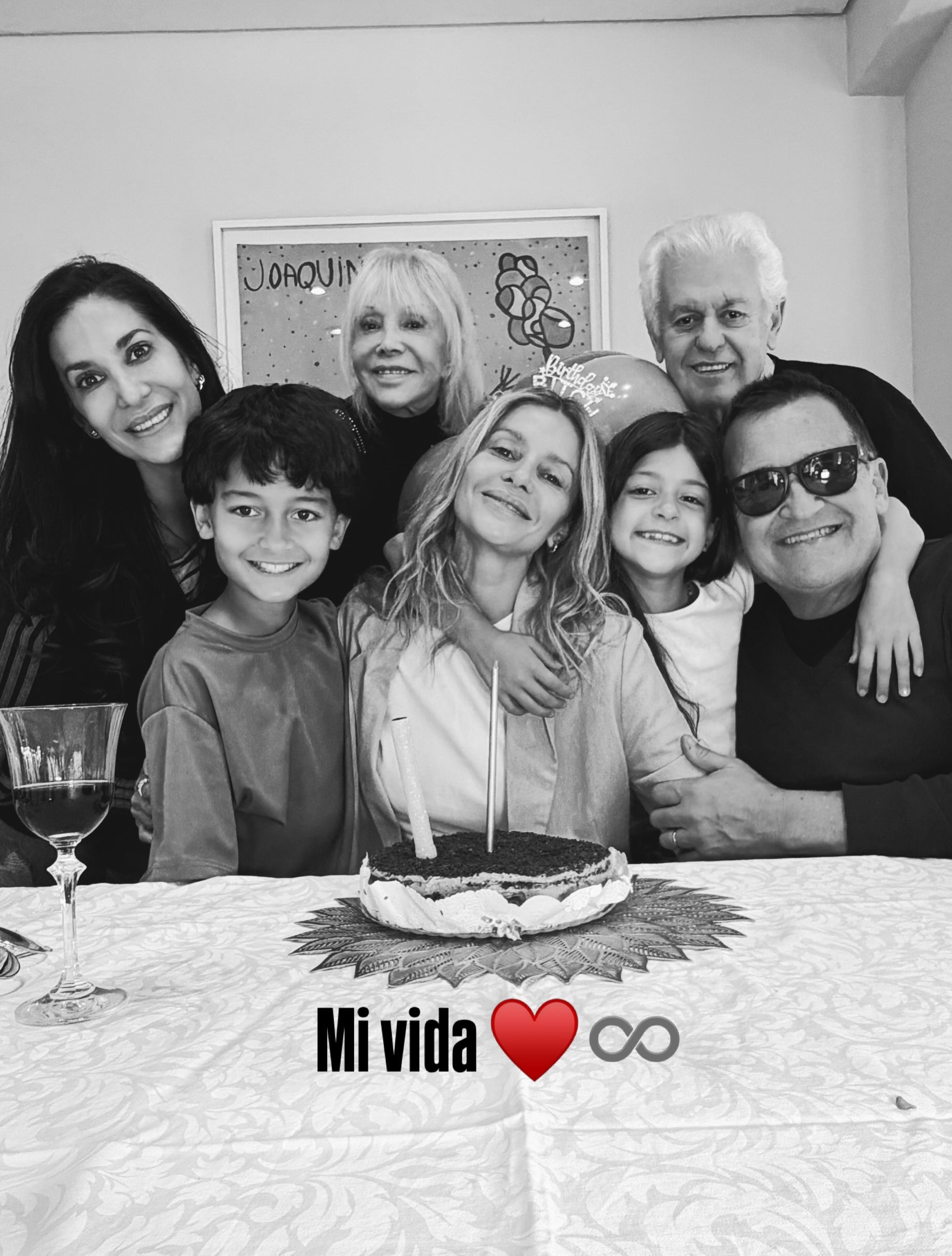 Vanina celebró junto a sus padres, su herman Silvina y Álvaro Navia, su marido