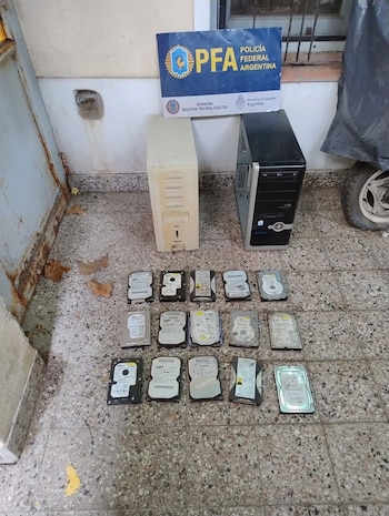 Secuestraron discos rígidos