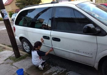 Vecinos vieron salir a alguien