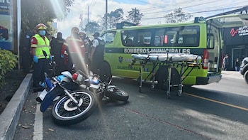 Múltiples ataques contra agentes policiales