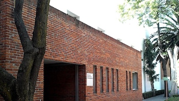 Acusan precarización en el Centro