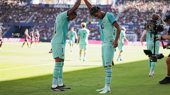 Crónica del Levante UD - FC Barcelona: 2-4