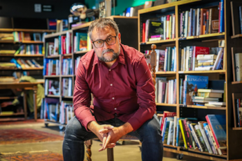 La novela Parece diciembre narra