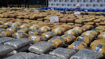 Marihuana e insumos químicos por