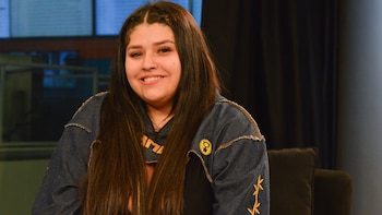 María Laura Santillán con Flor Álvarez