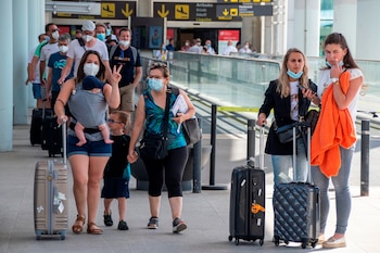 Los turistas extranjeros podrán abrir