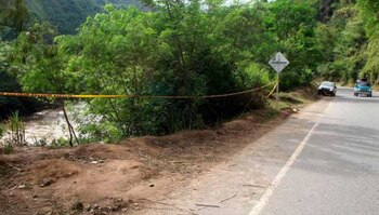 Vehículo que cayó en el