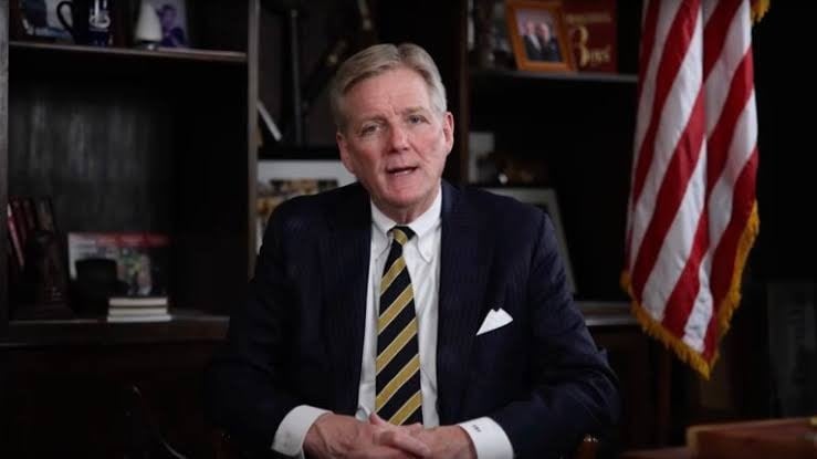 Edwin Brant Frost IV recibió una condena de 15 años de prisión y la orden judicial de restituir más de 76 millones de dólares a sus víctimas (Captura de video)