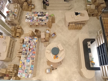 Además del Grupo Feltrinelli, están