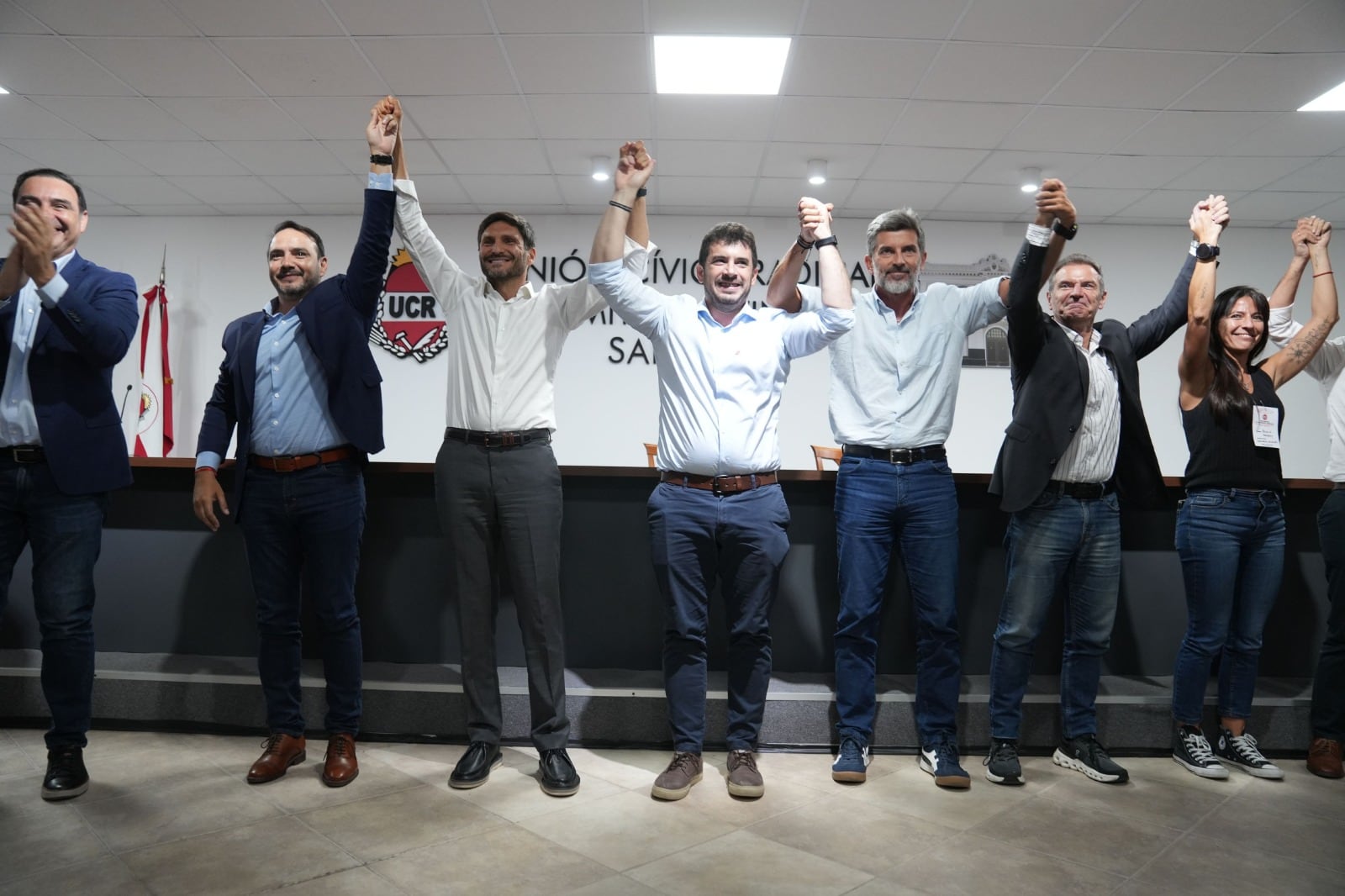 Leonel Chiarella encabezó en encuentro acompañados por lso gobernadores