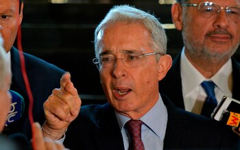 En la imagen, el expresidente