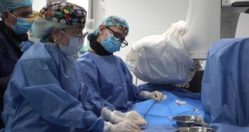 Procedimientos menos invasivos, como técnicas