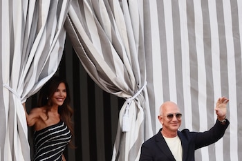 Jeff Bezos y Lauren Sanchez