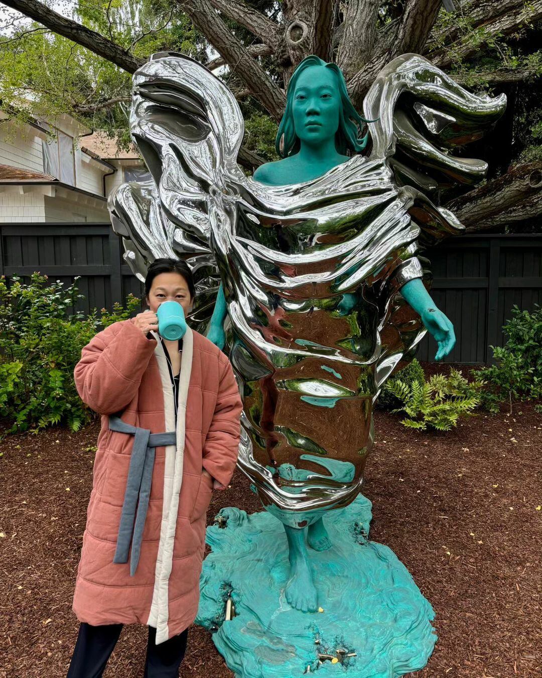 Estatua Priscilla Chan
