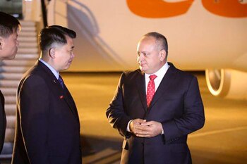 Diosdado Cabello en Corea del